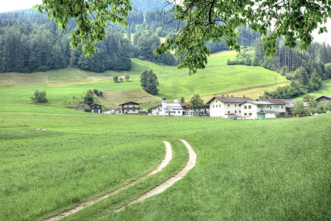 Chalet Rastenhof - Urlaub Auf Dem Bauernhof In Osterreich Gallzein Bagian luar foto